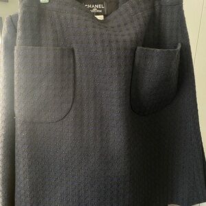 CHANEL Navy Textured A-Line Skirt suite